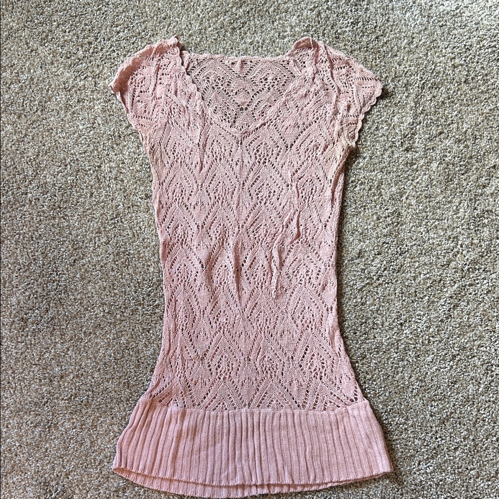 Elegant Pink Lace Knit Top